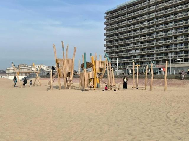 דירות אוסטנדה Residentie Aldis Met Zeezicht מראה חיצוני תמונה